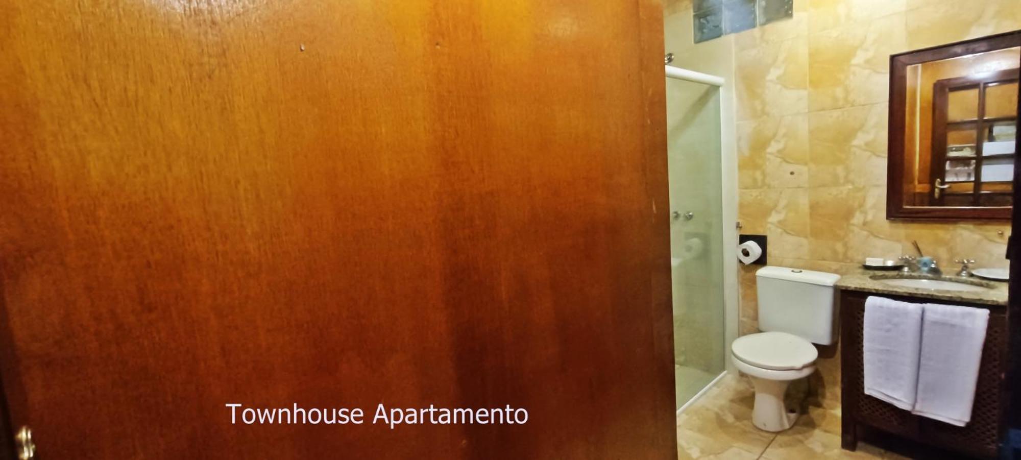 Townhouse Apartamento Aurora Парати Екстериор снимка